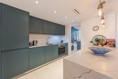 Kitchen (2)