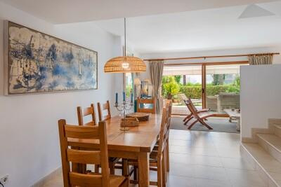 Dining (1)