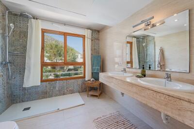 Bathroom (1)