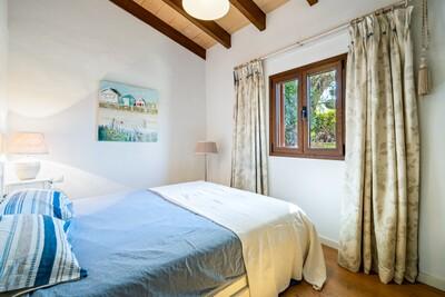 Bedroom (3).jpg