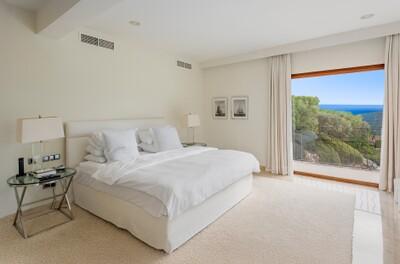 Bedroom (2)