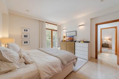 Bedroom (4)