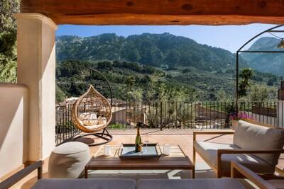 Covered Terrace (1)