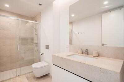 Bathroom (2)