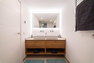 Extra Bathroom (1)