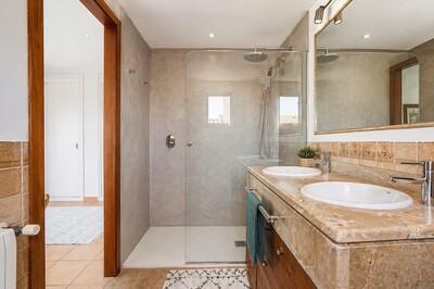 Bathroom (3)