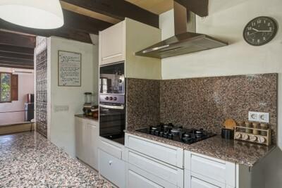 Kitchen (1)