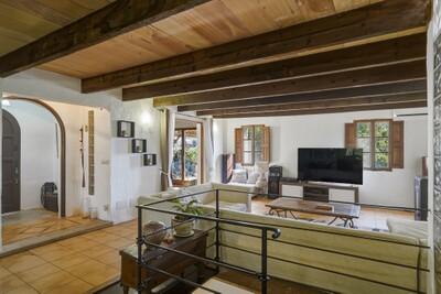 Living Room (3)