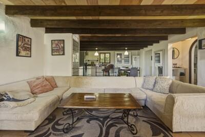Living Room (4)