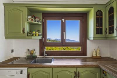 Kitchen (2)