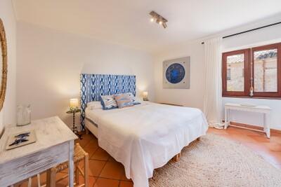 Bedroom (2)