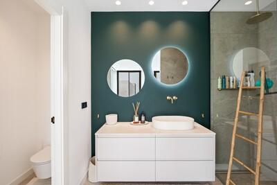 Bathroom (4)