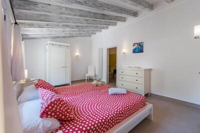 Bedroom (4)