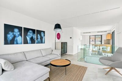 Living Room (2)