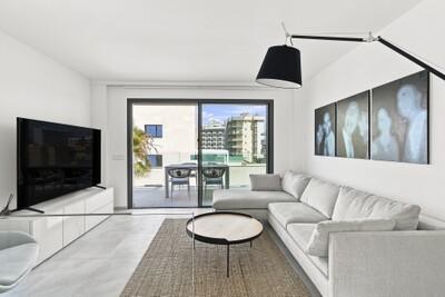 Living Room (1)