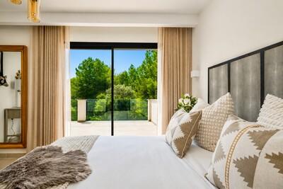 Bedroom (2)