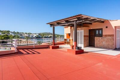 Roof Terrace (3).jpg