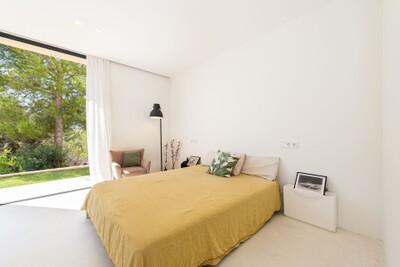 Bedroom (2)