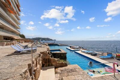 Pool (2)