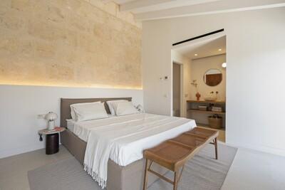Bedroom (3).jpg