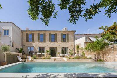 Exterior and Pool (2).jpg