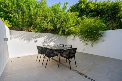Patio (1).jpg
