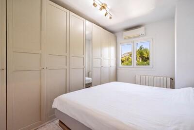 Bedroom (3).jpg