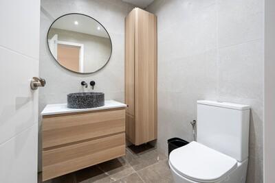 New Bathroom.jpg