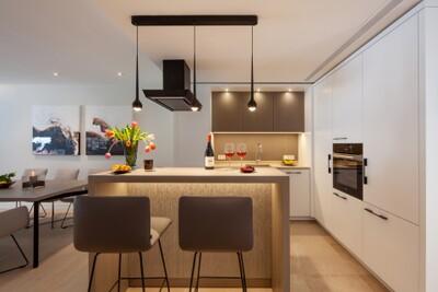 Kitchen (1).jpg