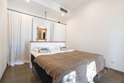 Bedroom (2).jpg