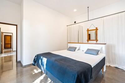 Bedroom (5).jpg