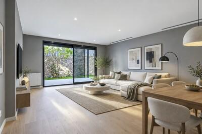 Living (2).jpg