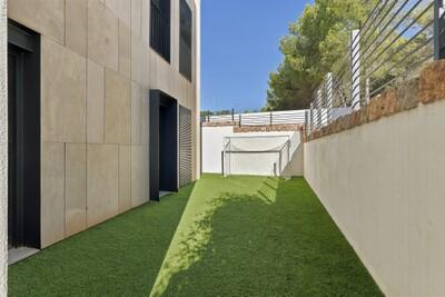 Garden (1).jpg