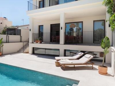 Exterior and Pool (2).jpg