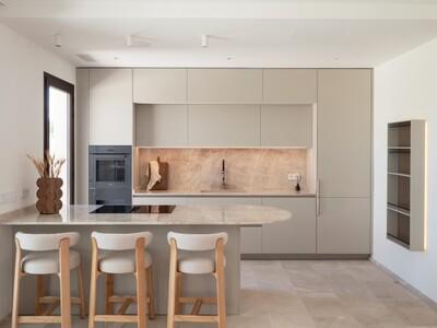 Kitchen (1).jpg