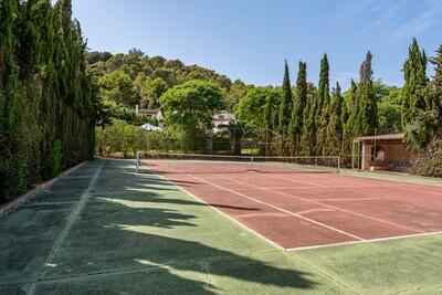 Tennis Court.jpg