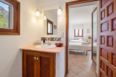 Bathroom (2)
