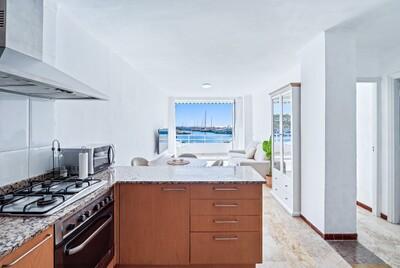 Kitchen (1).jpg