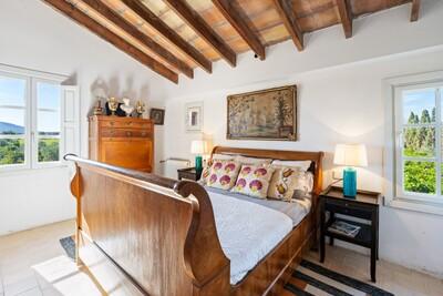 Bedroom (3).jpg
