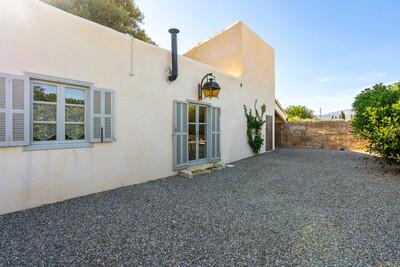 Guest House (1).jpg