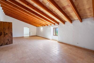 Upper Level (5).jpg