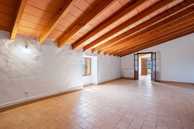 Upper Level (6).jpg