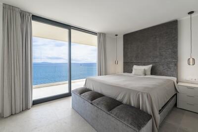 Bedroom (1).jpg