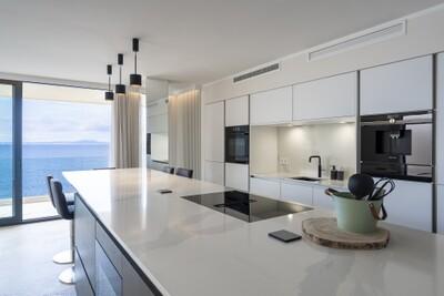 Kitchen (1).jpg