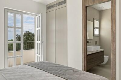 Bedroom (2).jpg