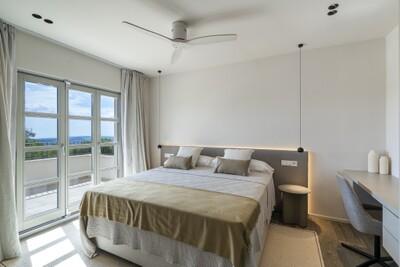 Bedroom (5).jpg