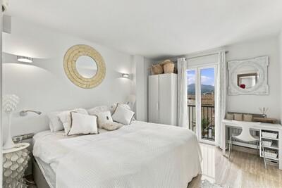 Bedroom (1).jpg