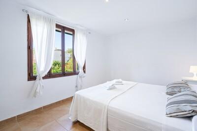 Bedroom (2).jpg
