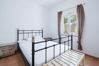 Bedroom (4).jpg