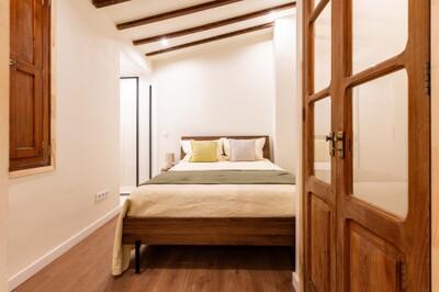 Bedroom (1).jpg